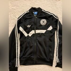 GERMANY RETRO STYLE FOOTBAL SOCCER TRACK JACKET ADIDAS AJ8020 sz M MEN BLACK